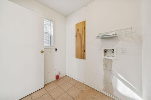 Tiny photo for 1611 Cloverleaf DR, Austin, TX 78723 (MLS # 8082245)