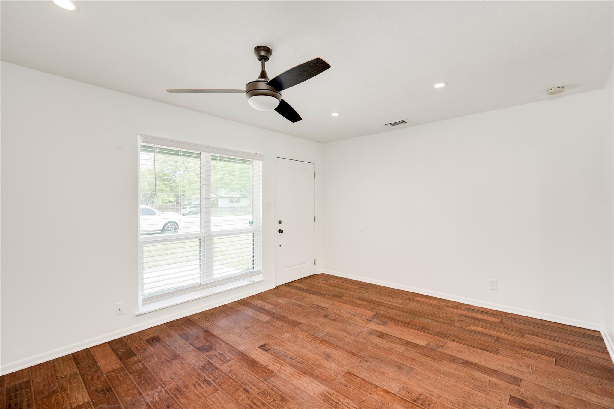 1813 Ohlen RD