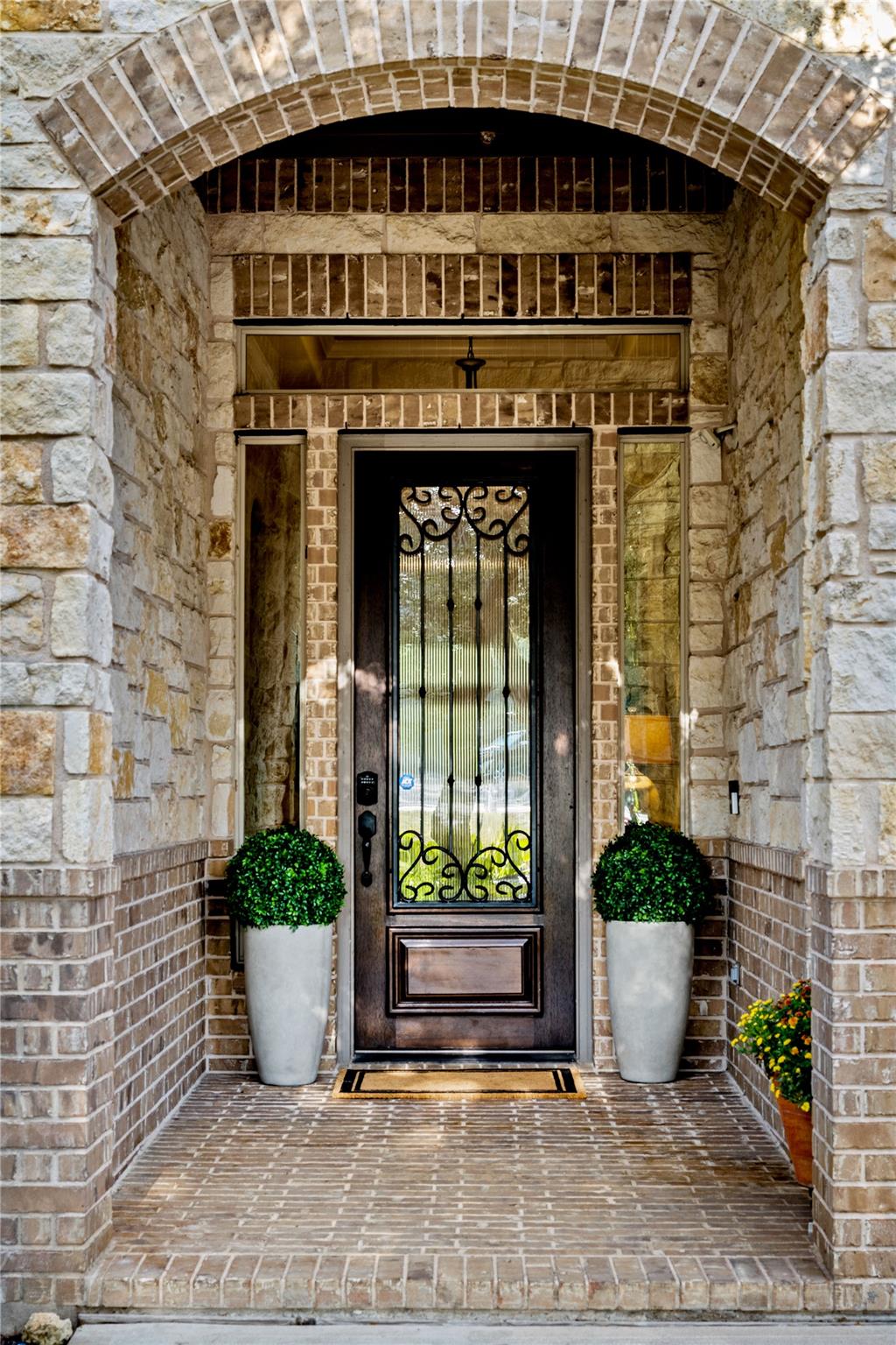 1122 Flint Rock LOOP