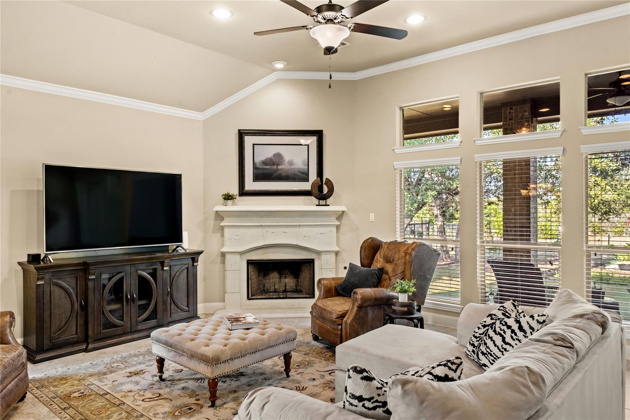 1122 Flint Rock LOOP