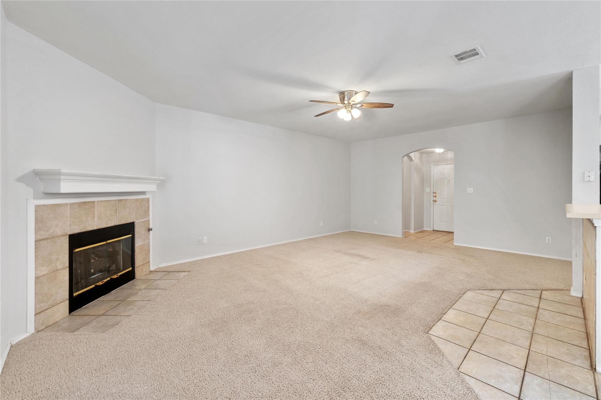 2600 Willow WAY