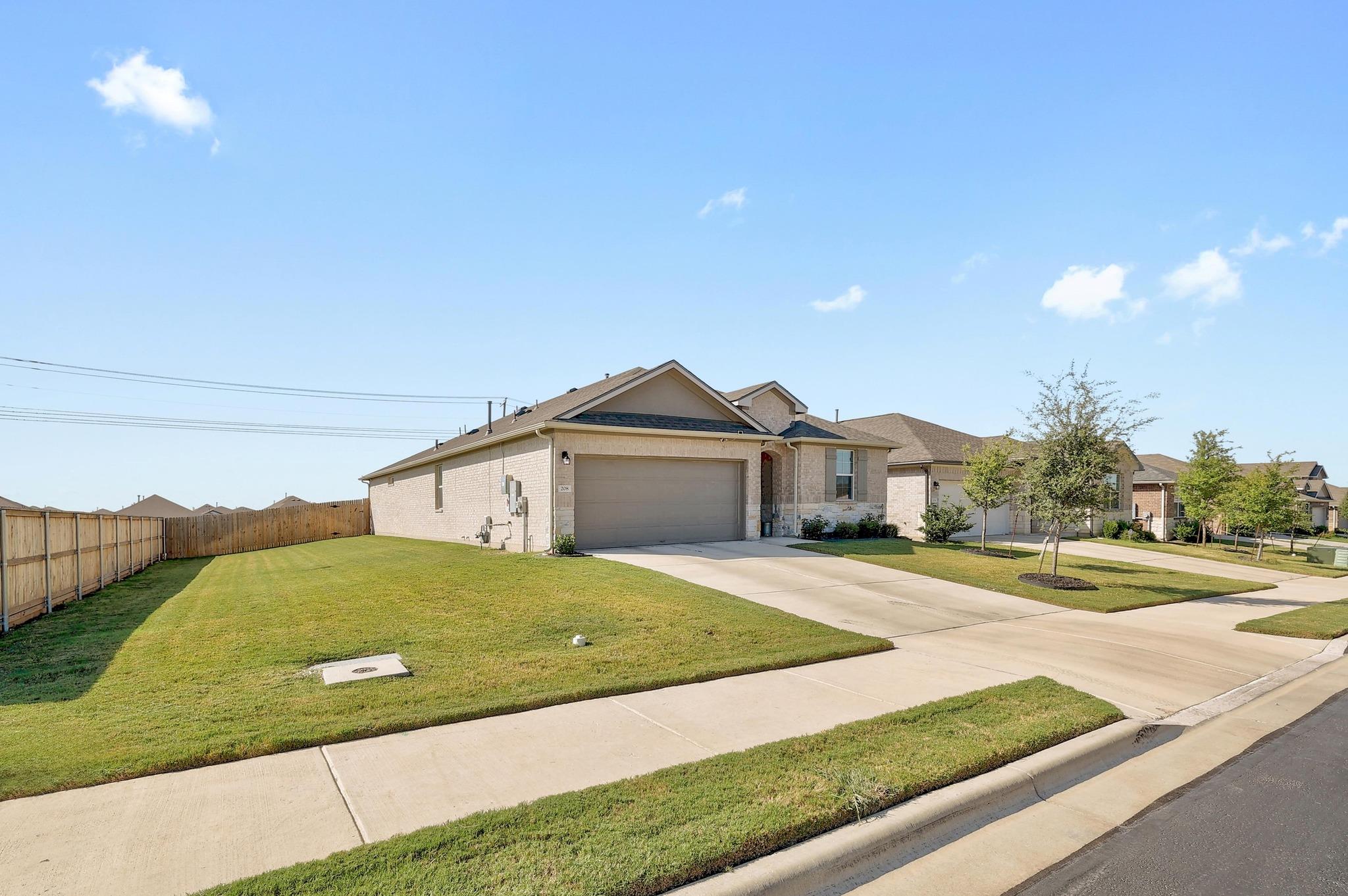 208 Abby RD
