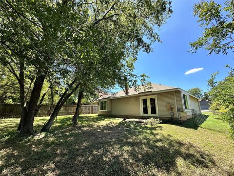 Tiny photo for 1206 S Trace DR, Austin, TX 78745 (MLS # 8313764)