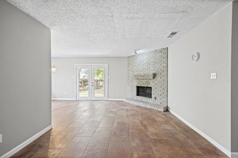 Tiny photo for 1206 S Trace DR, Austin, TX 78745 (MLS # 8313764)