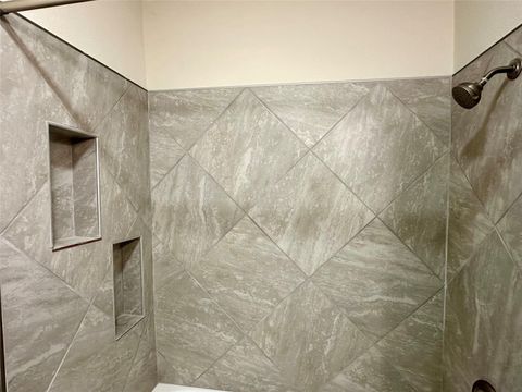 Tiny photo for 1206 S Trace DR, Austin, TX 78745 (MLS # 8313764)