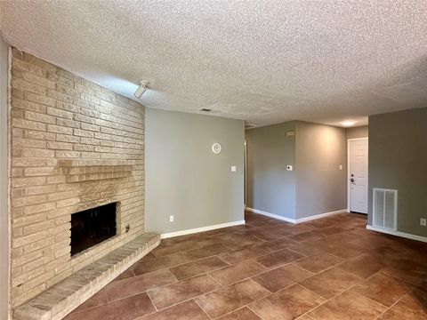 Tiny photo for 1206 S Trace DR, Austin, TX 78745 (MLS # 8313764)