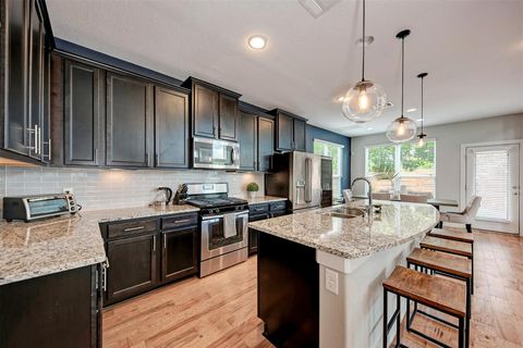 Tiny photo for 6006 Rubicon RUN, Austin, TX 78745 (MLS # 2809420)