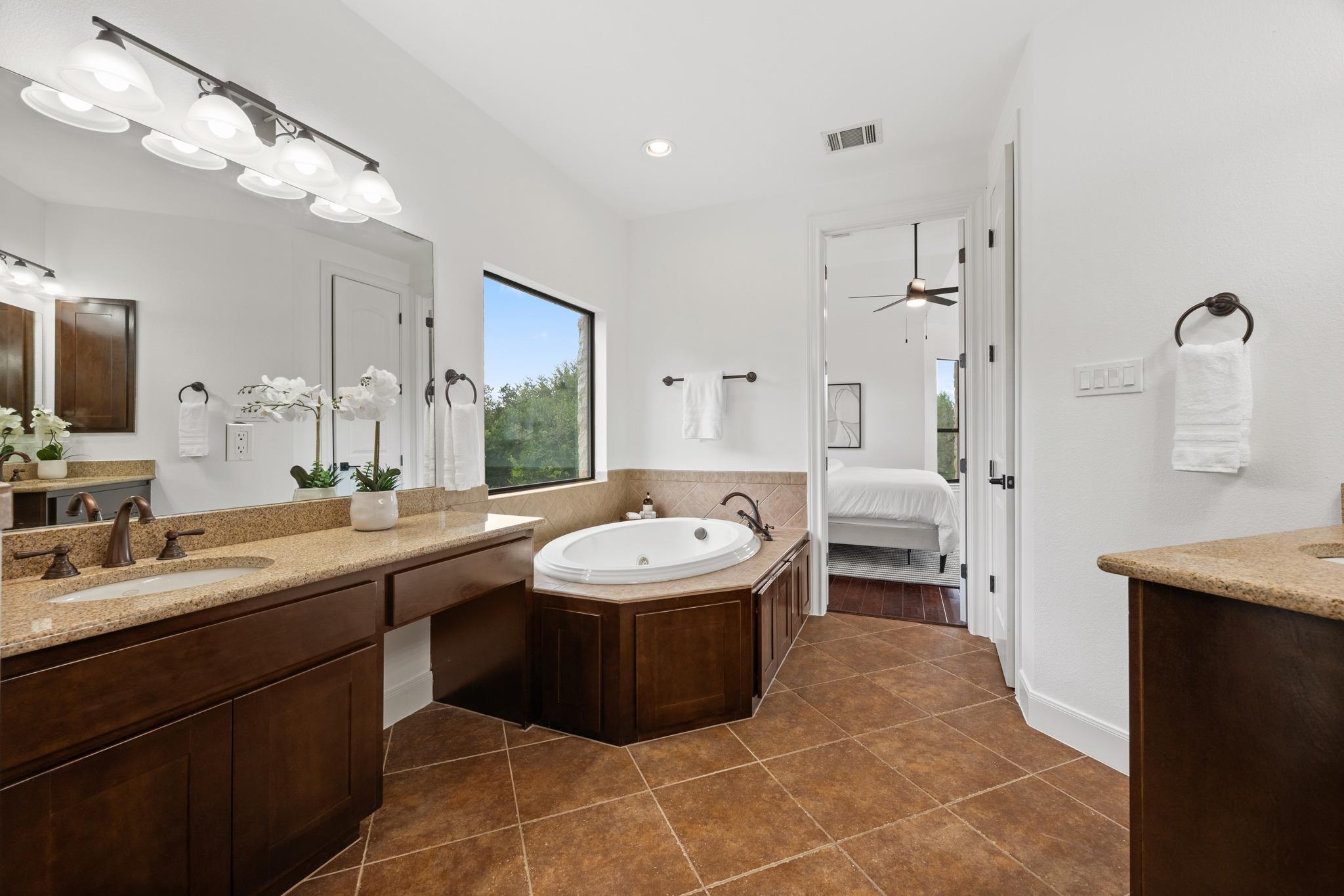 12804 Wooded Lake CT
