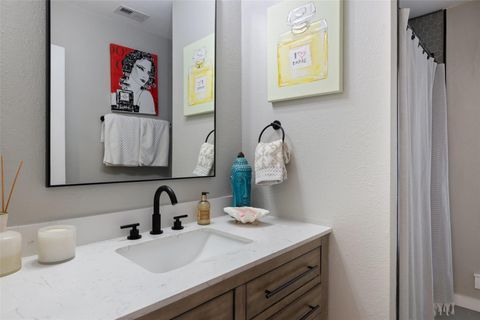 Tiny photo for 105 Palos Verdes DR, Lakeway, TX 78734 (MLS # 3831932)