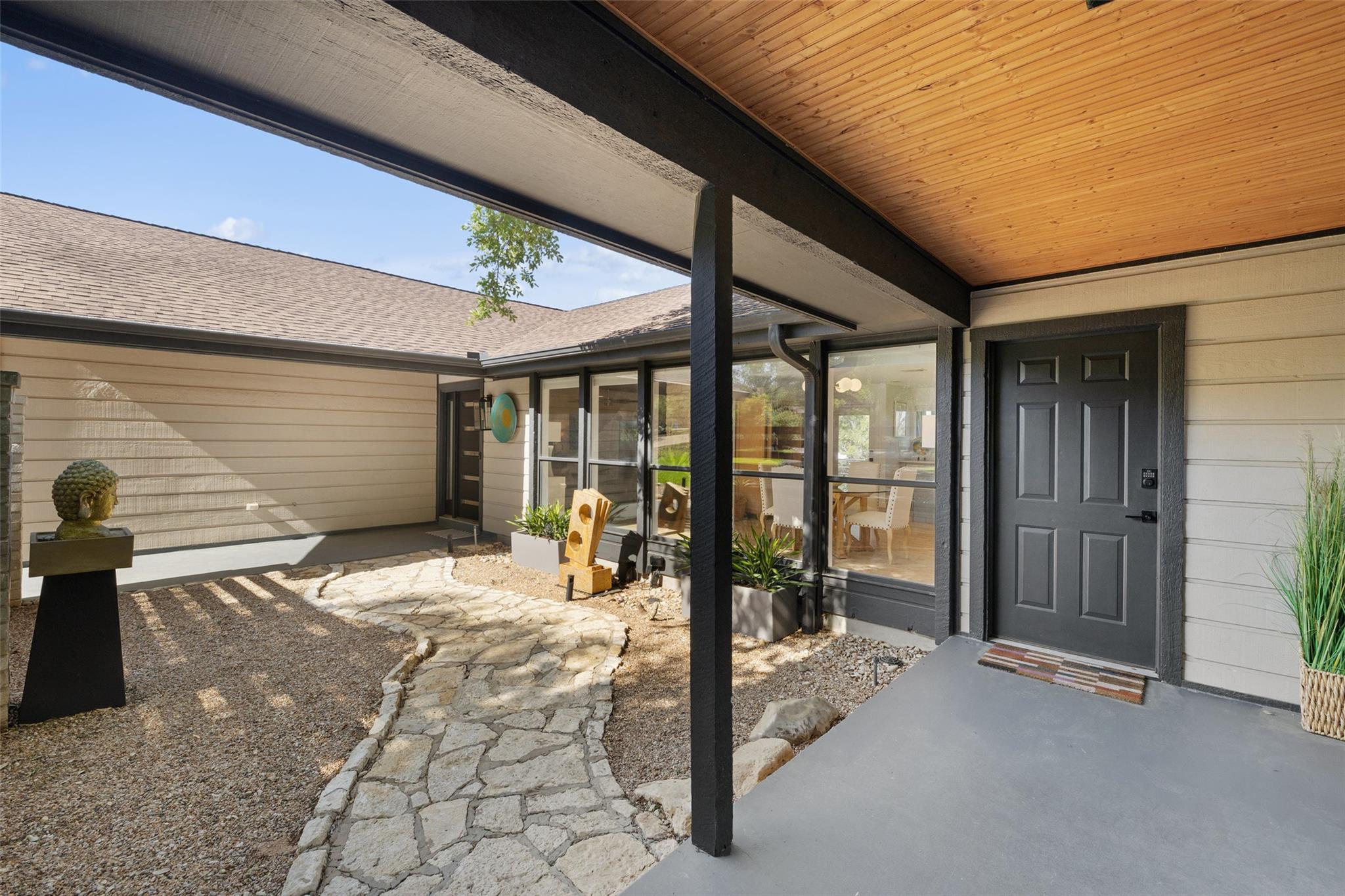 105 Palos Verdes DR