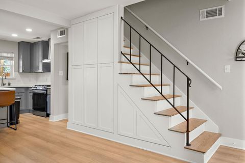 Tiny photo for 8001 Camden DR, Austin, TX 78757 (MLS # 3436991)