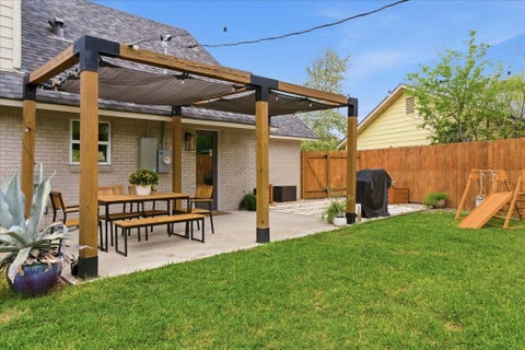 Tiny photo for 8001 Camden DR, Austin, TX 78757 (MLS # 3436991)