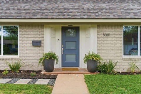 Tiny photo for 8001 Camden DR, Austin, TX 78757 (MLS # 3436991)