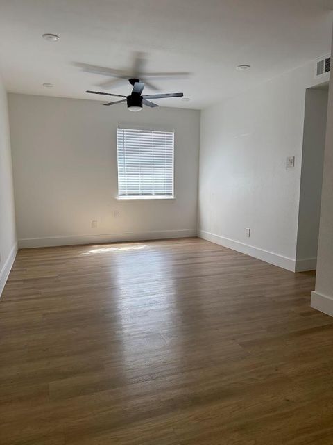 Photo of 307 E 31 ST #105, Austin, TX 78705 (MLS # 7274400)