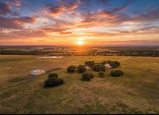 1806 COUNTY ROAD 2425, IREDELL, TX 76649 - Image 95d8498d6ef97db73199e5f3c2a7b628/3692685752