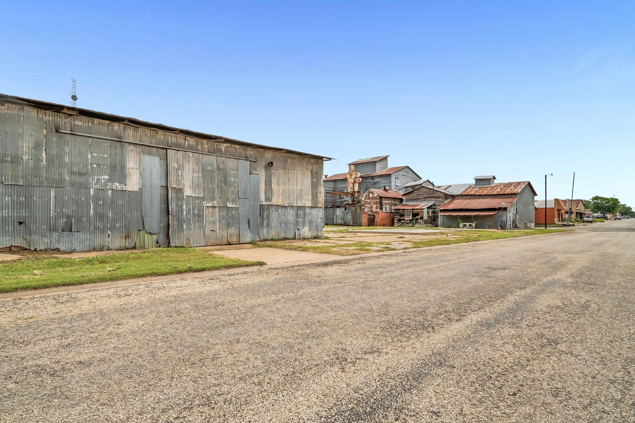 136 S Caldwell-C ST