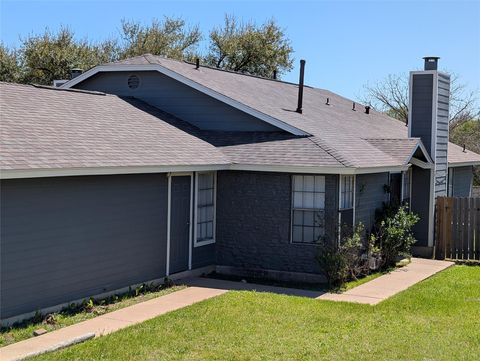1917 Margalene WAY Austin TX 78728