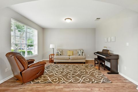 Tiny photo for 909 Rochester Castle WAY, Pflugerville, TX 78660 (MLS # 8047952)