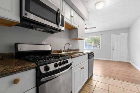 Tiny photo for 1010 W 23rd ST #4, Austin, TX 78705 (MLS # 5276194)