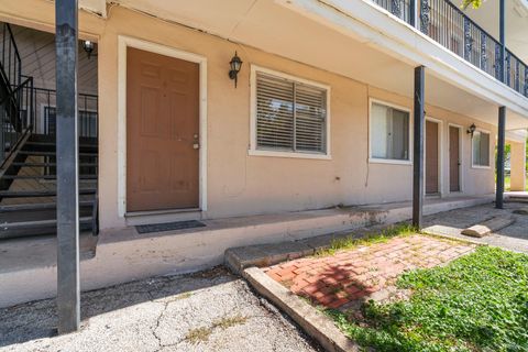 Tiny photo for 1010 W 23rd ST #4, Austin, TX 78705 (MLS # 5276194)