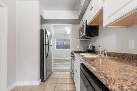Tiny photo for 1010 W 23rd ST #4, Austin, TX 78705 (MLS # 5276194)