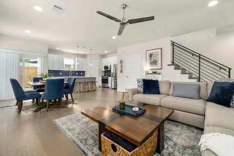 Photo of 913 Valdez ST #A, Austin, TX 78741 (MLS # 5276459)