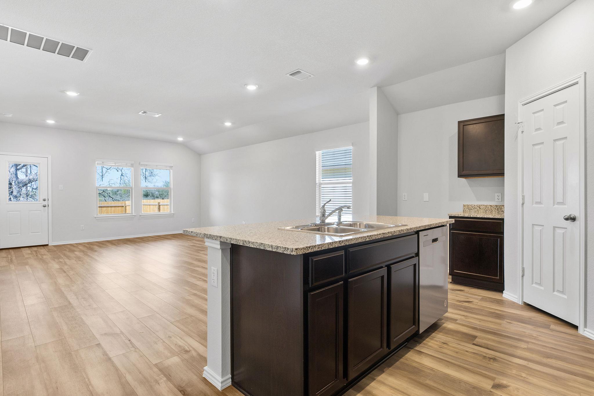 504 Wyatt WAY