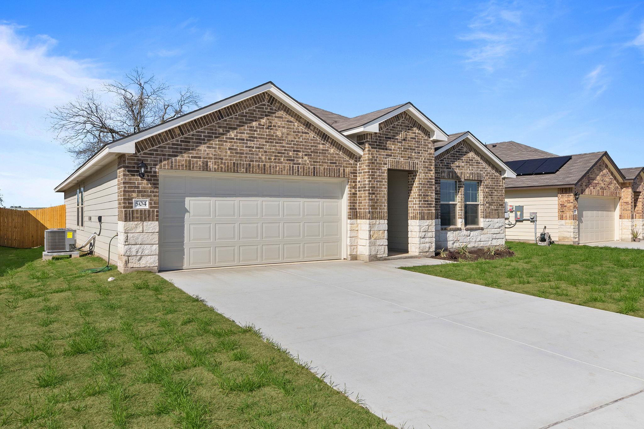 504 Wyatt WAY