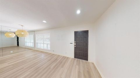 Photo of 500 E Riverside DR #132, Austin, TX 78704 (MLS # 4064349)