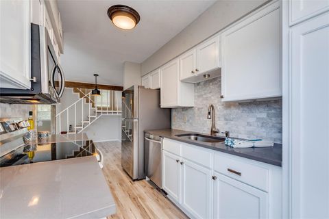 Photo of 6910 Hart LN #805, Austin, TX 78731 (MLS # 8183860)