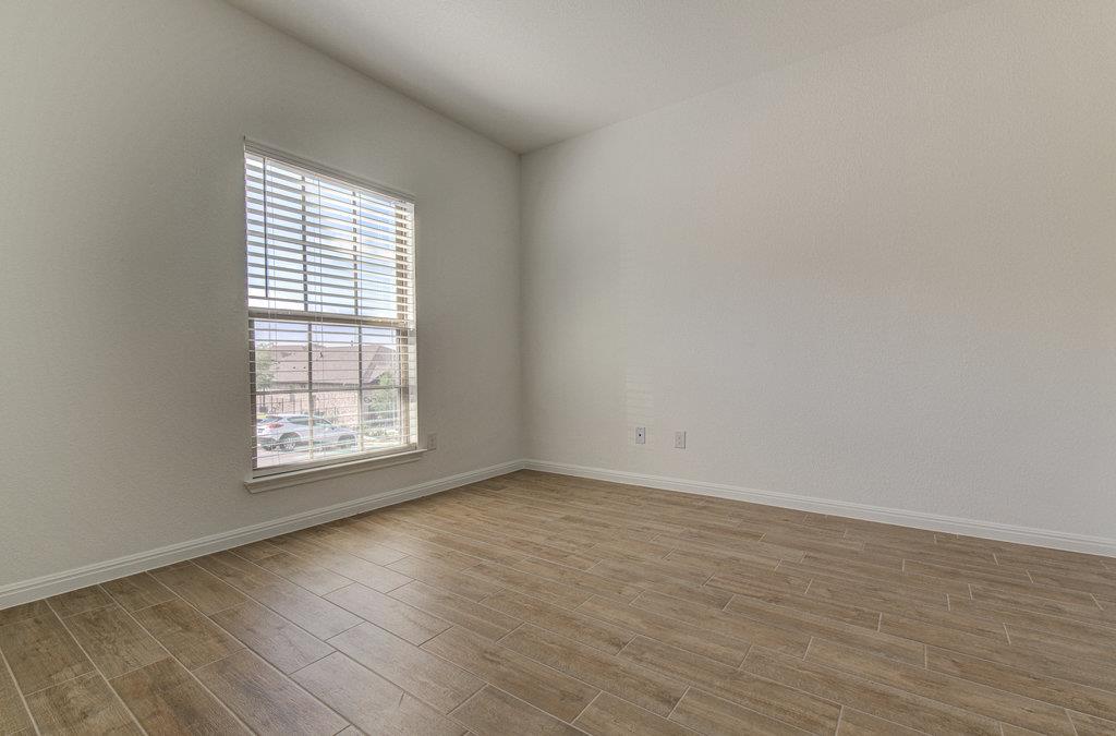 4537 Lucabella LN