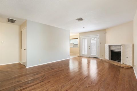 Tiny photo for 1407 W Braker LN #B, Austin, TX 78758 (MLS # 4097661)