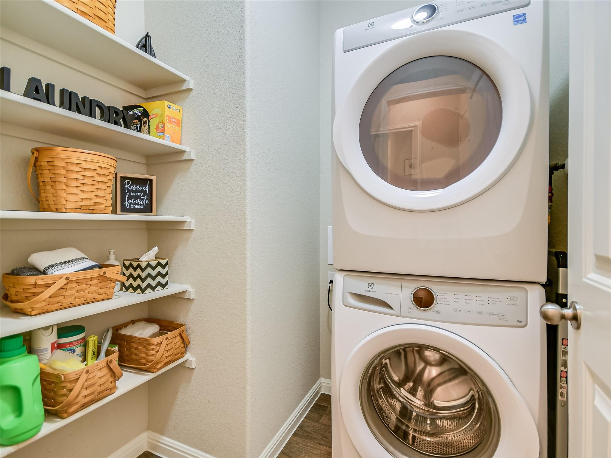 Pflugerville, Texas 78660, United States, 2 Bedrooms Bedrooms, ,3 BathroomsBathrooms,Residential,Active,30560