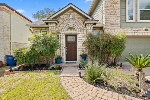 Tiny photo for 10900 Watchful Fox DR, Austin, TX 78748 (MLS # 3930573)