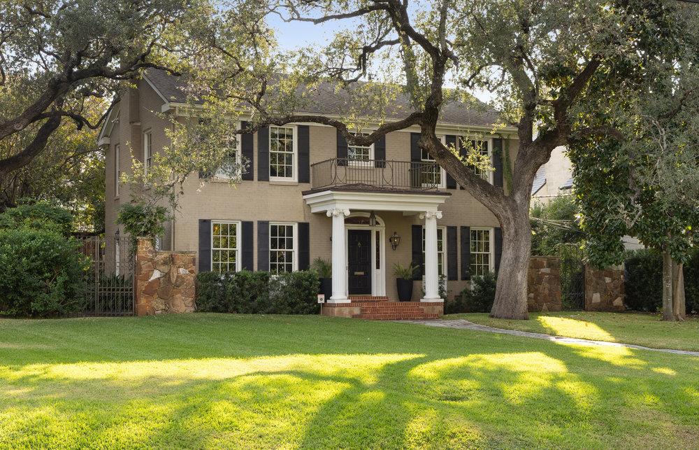 Photo of 3101 Bowman Ave, Austin, TX 78703 (MLS # 1423938)