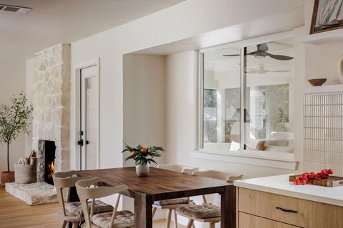 Tiny photo for 601 Blackberry DR, Austin, TX 78745 (MLS # 8389941)