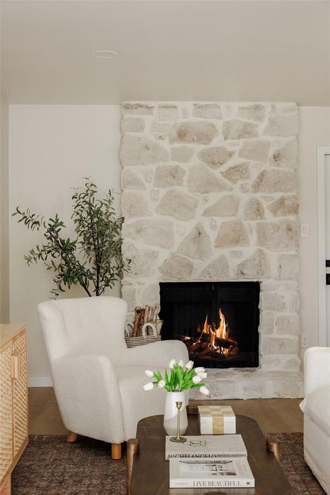 Tiny photo for 601 Blackberry DR, Austin, TX 78745 (MLS # 8389941)