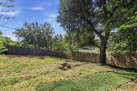 Tiny photo for 2600 Oakhaven DR, Austin, TX 78704 (MLS # 7635766)
