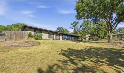 Photo of 2600 Oakhaven DR, Austin, TX 78704 (MLS # 7635766)