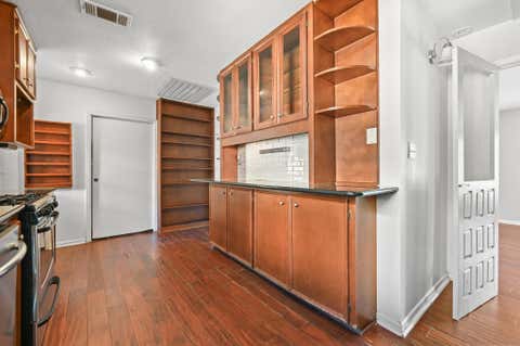 Tiny photo for 2600 Oakhaven DR, Austin, TX 78704 (MLS # 7635766)