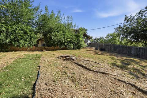 Tiny photo for 2600 Oakhaven DR, Austin, TX 78704 (MLS # 7635766)