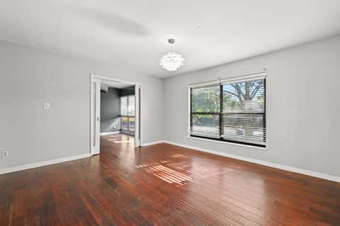 Tiny photo for 2600 Oakhaven DR, Austin, TX 78704 (MLS # 7635766)