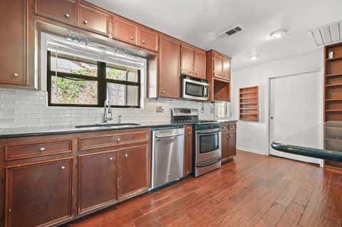 Tiny photo for 2600 Oakhaven DR, Austin, TX 78704 (MLS # 7635766)