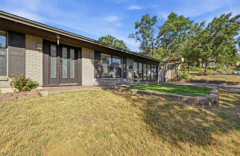 Tiny photo for 2600 Oakhaven DR, Austin, TX 78704 (MLS # 7635766)