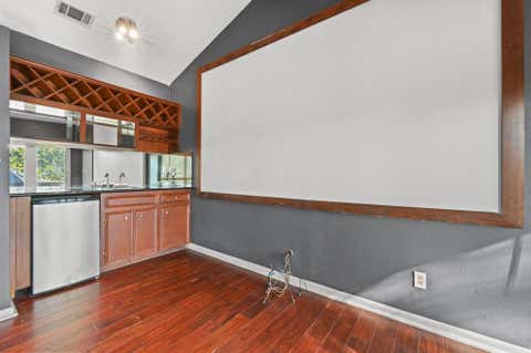Tiny photo for 2600 Oakhaven DR, Austin, TX 78704 (MLS # 7635766)