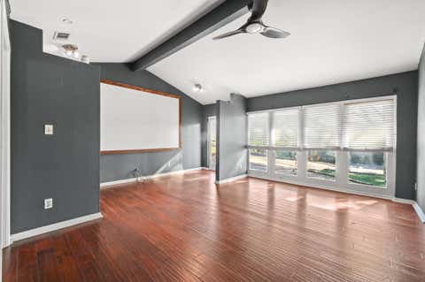 Tiny photo for 2600 Oakhaven DR, Austin, TX 78704 (MLS # 7635766)