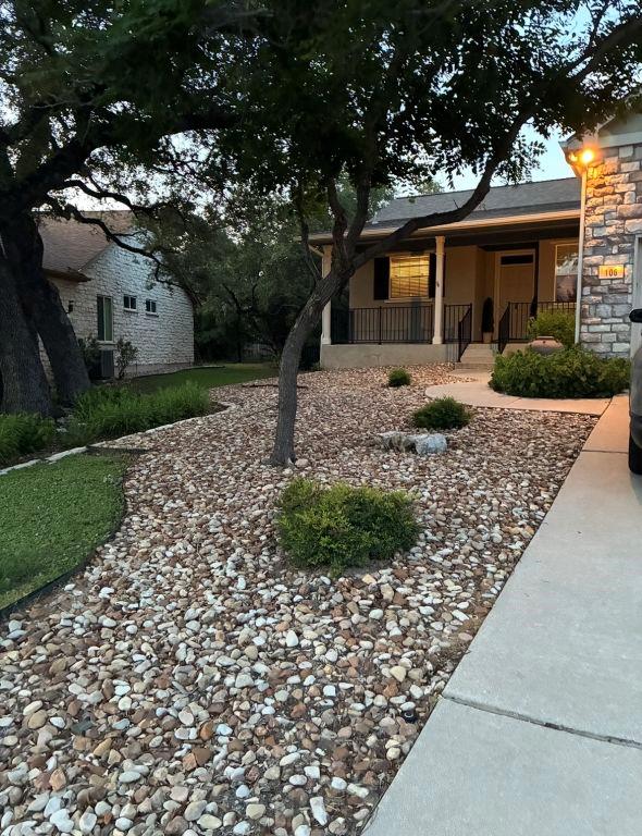 106 Verbena DR