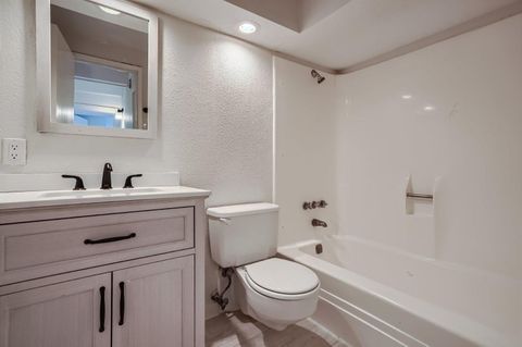 Tiny photo for 5918 Lago Vista WAY #D-27, Lago Vista, TX 78645 (MLS # 3947384)