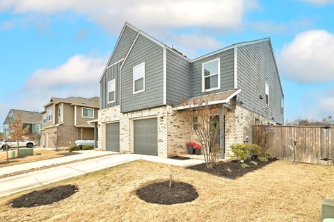 Photo of 200 George Neggan LN, Bastrop, TX 78602 (MLS # 9759624)