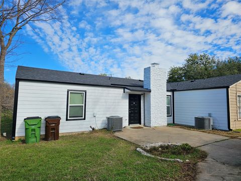 Photo of 1008 Cushing DR #B, Round Rock, TX 78664 (MLS # 1942537)